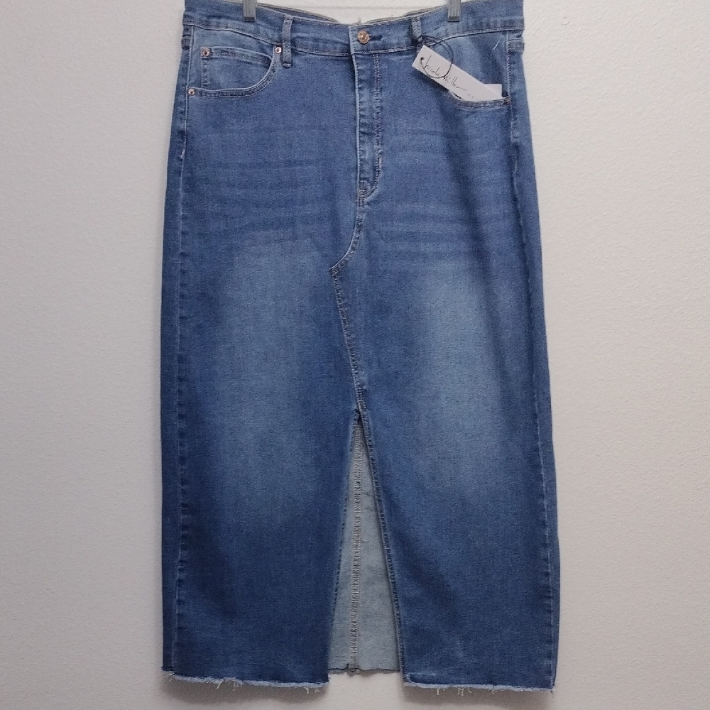 Nicole Miller Classic Medium Blue Denim Maxi Skirt NWT